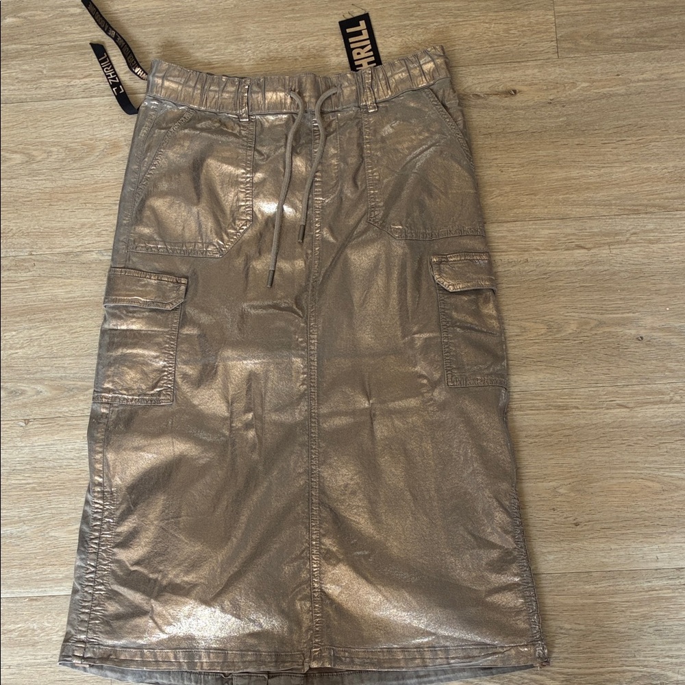 NWT Zhrill metallic faux leather cargo skirt
